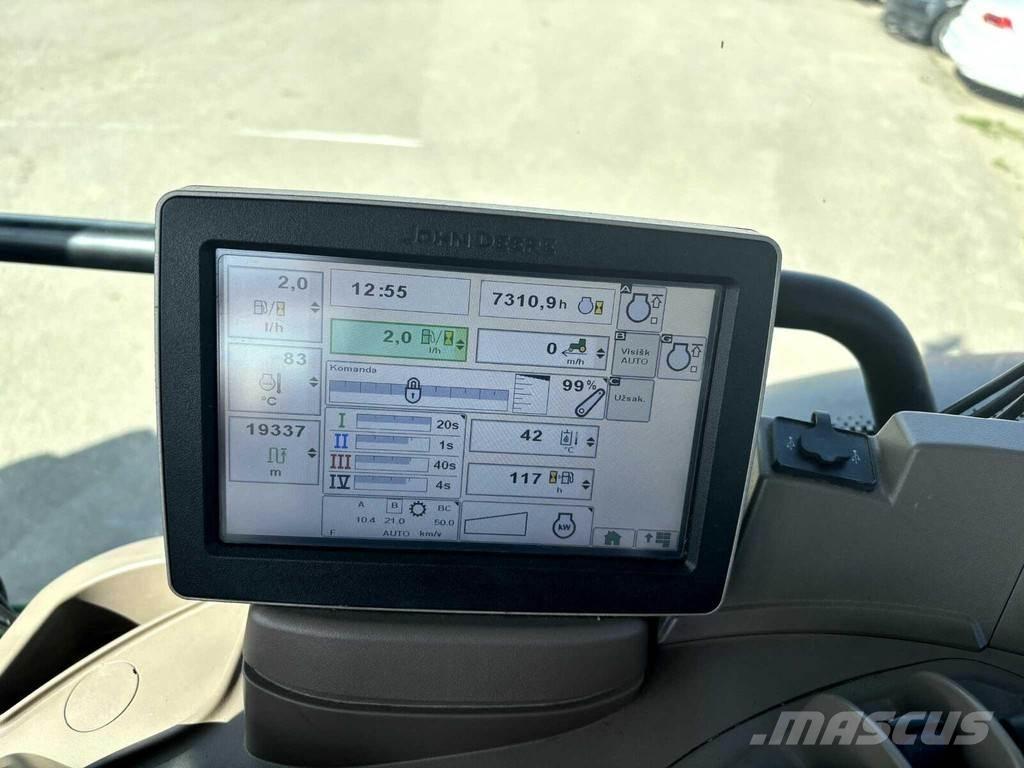 John Deere 6150R Trattori