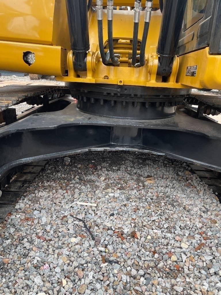 CAT 323GX Escavatori medi 7t - 12t