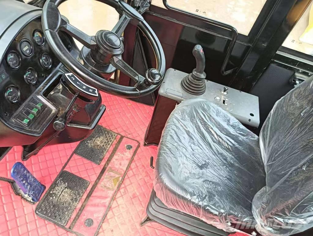 CAT 966 H Pale gommate