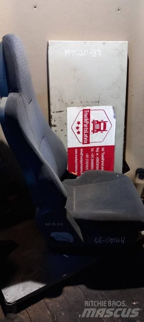 MAN TGA.    81623016946 Cabine e interni