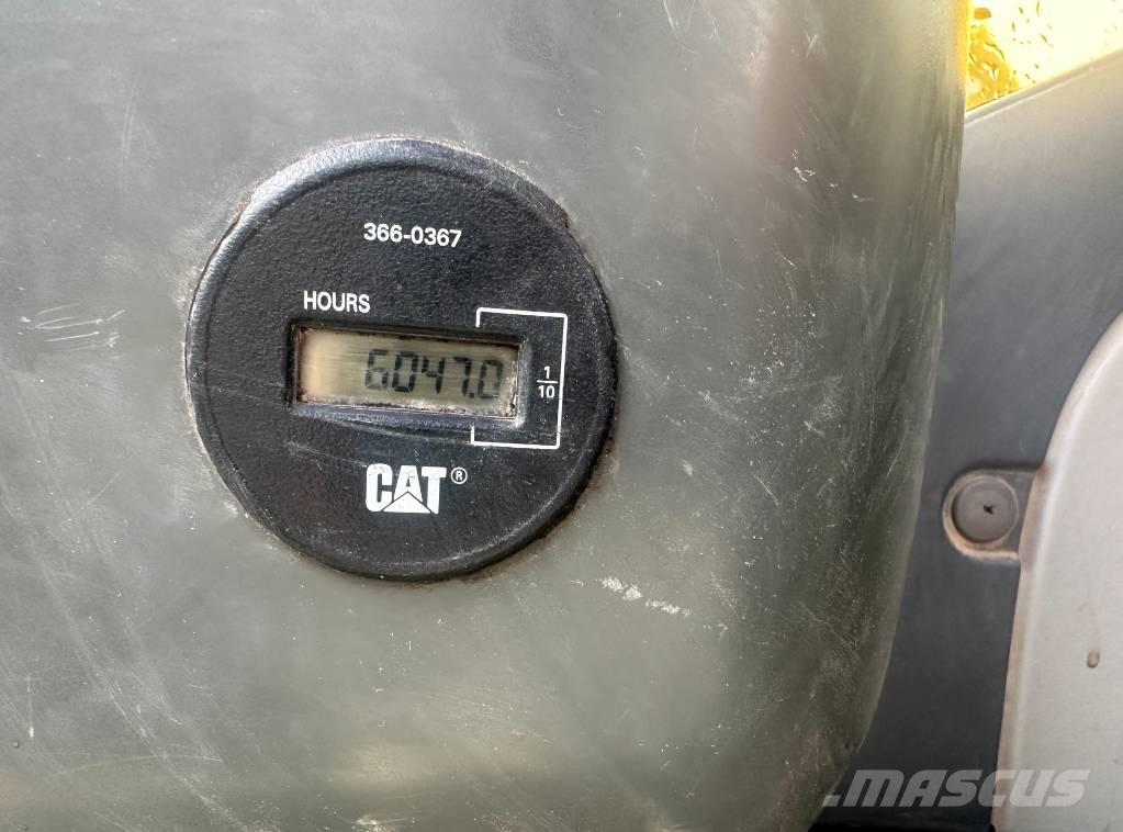 CAT 311 F LRR Escavatori cingolati