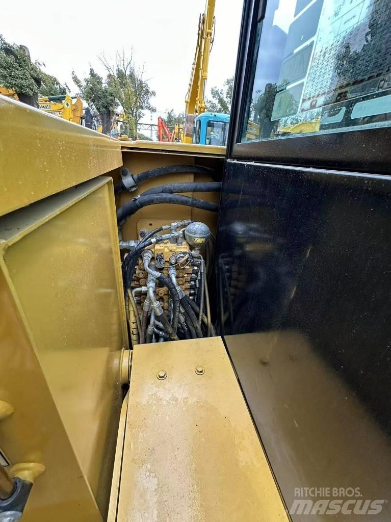 CAT 305.5E2 Escavatori cingolati