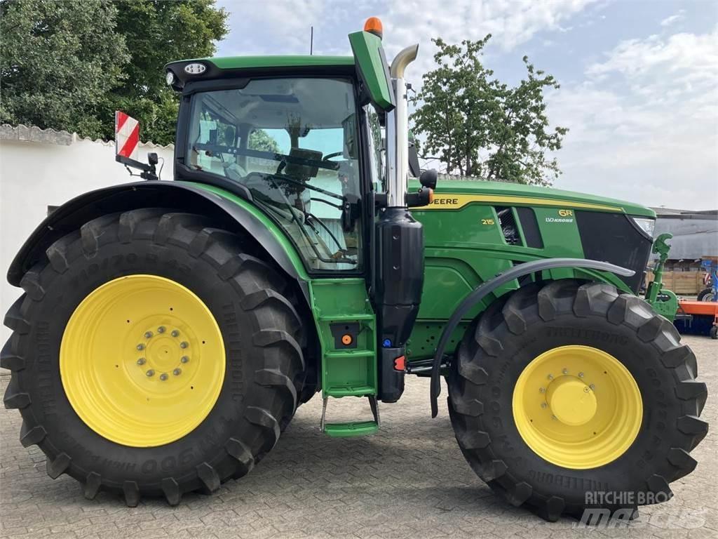 John Deere 6R 215 Trattori