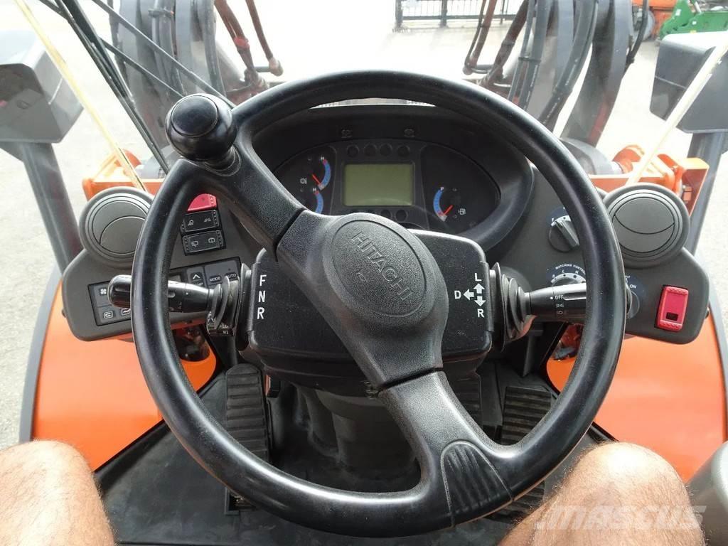 Hitachi ZW150 Pale gommate