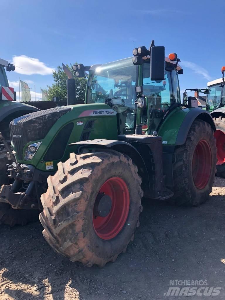 Fendt 724 Vario S4 Trattori