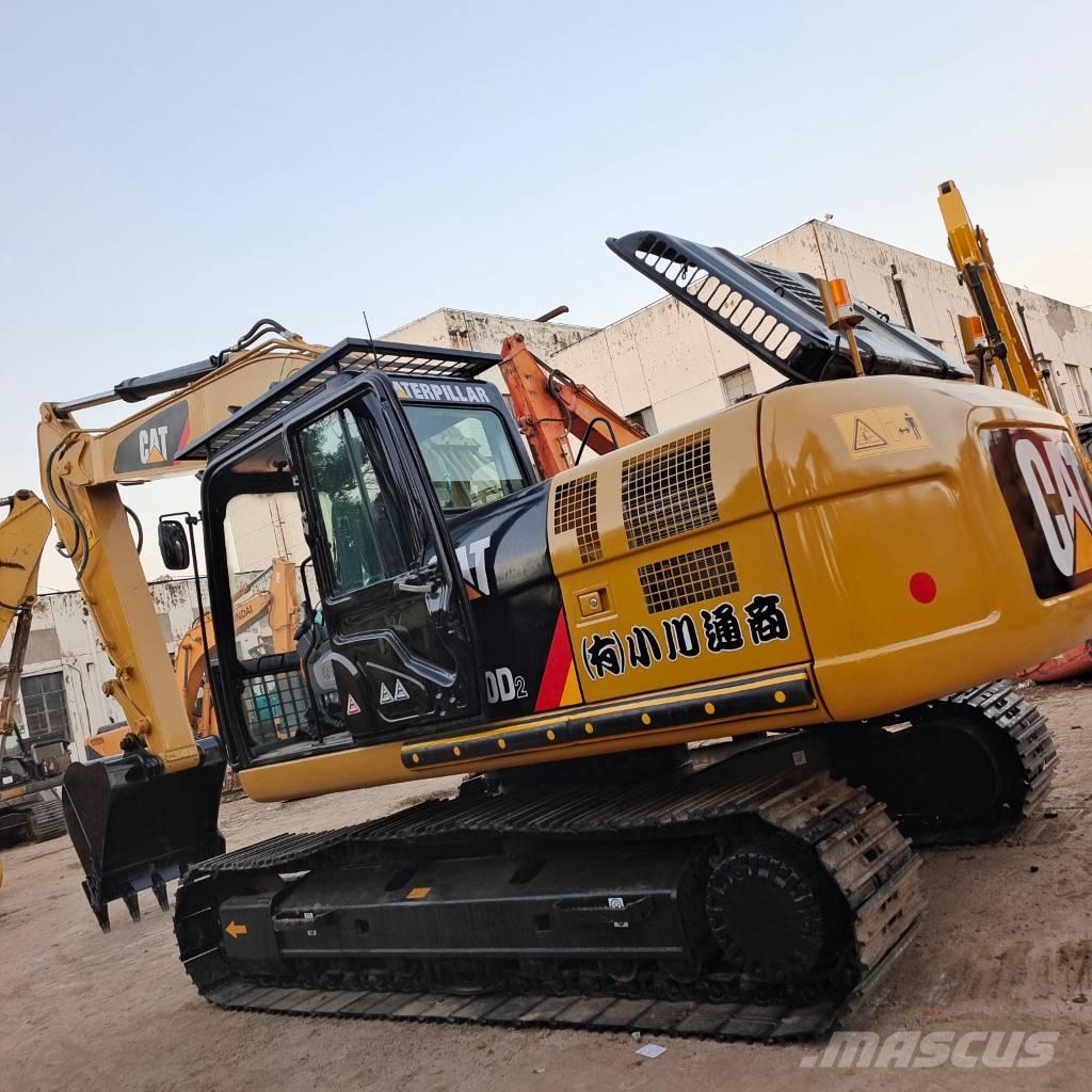 CAT 320 D2 Escavatori cingolati