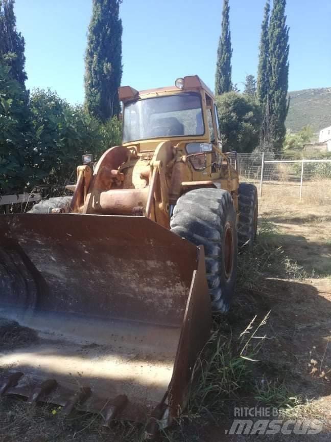 CAT 950C Pale gommate