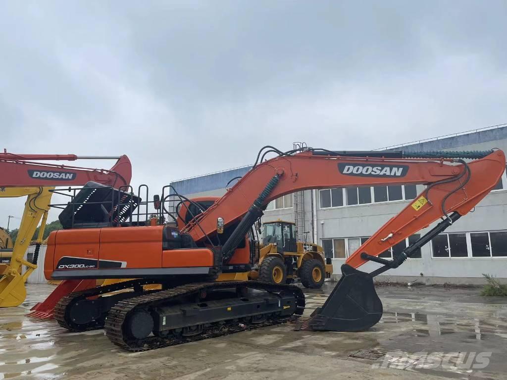 Doosan DX 300 LC Escavatori cingolati
