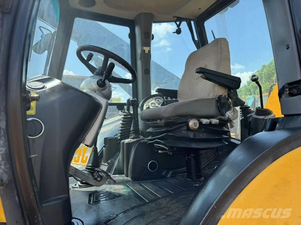 JCB 3 CX Terne