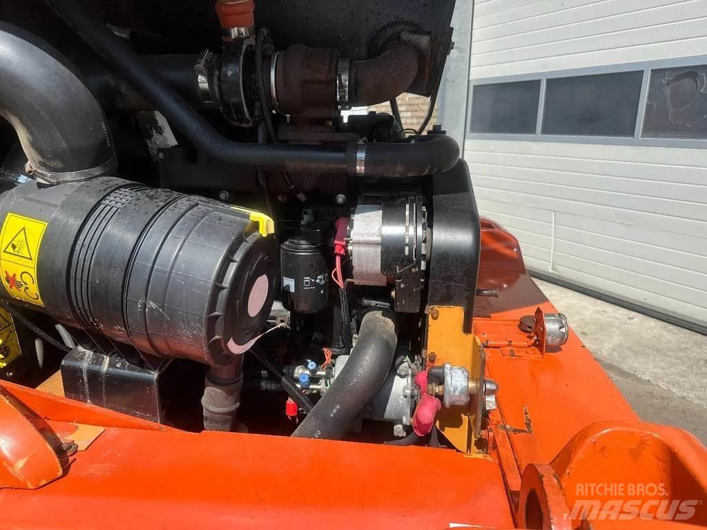 CASE 521D Pale gommate