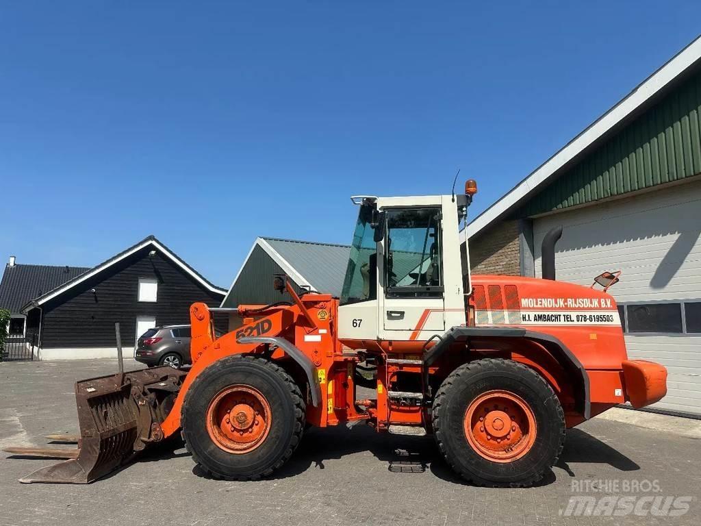 CASE 521D Pale gommate
