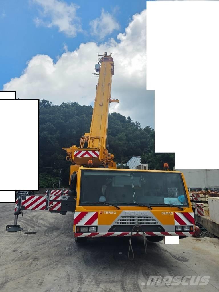 Demag AC300 Gru per tutti i terreni