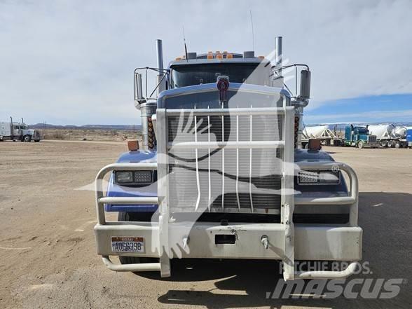 Kenworth W900 Motrici e Trattori Stradali