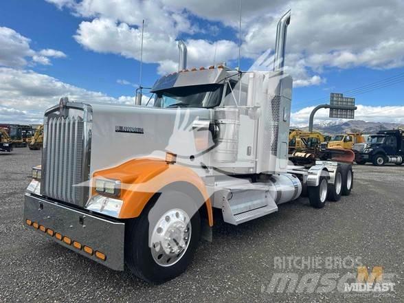 Kenworth W900 Motrici e Trattori Stradali