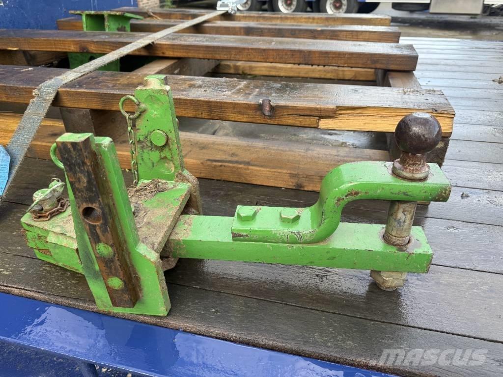 John Deere 5085 GV Trattori