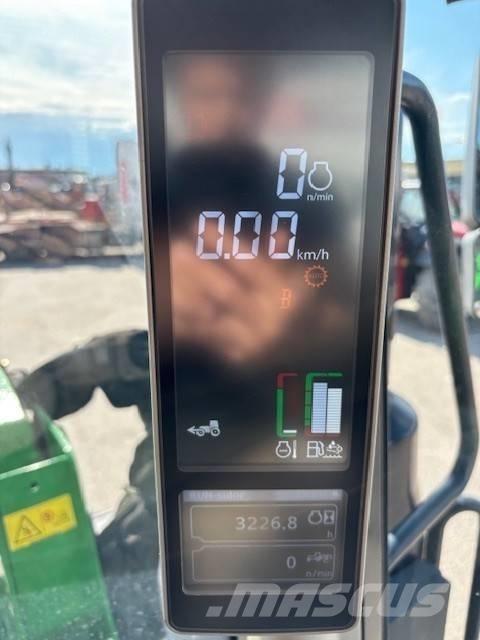 John Deere 6120 M Trattori