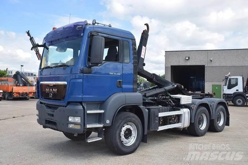 MAN TGS 33.440 Camion con gancio di sollevamento
