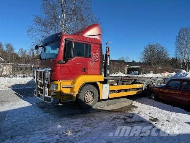 MAN TGS 26.480 Camion con gancio di sollevamento
