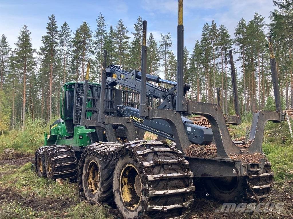 John Deere 1210G Forwarder