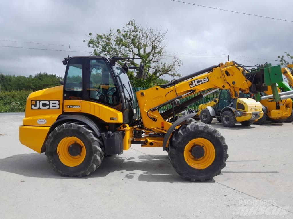 JCB TM 320 Sollevatori telescopici per agricoltura
