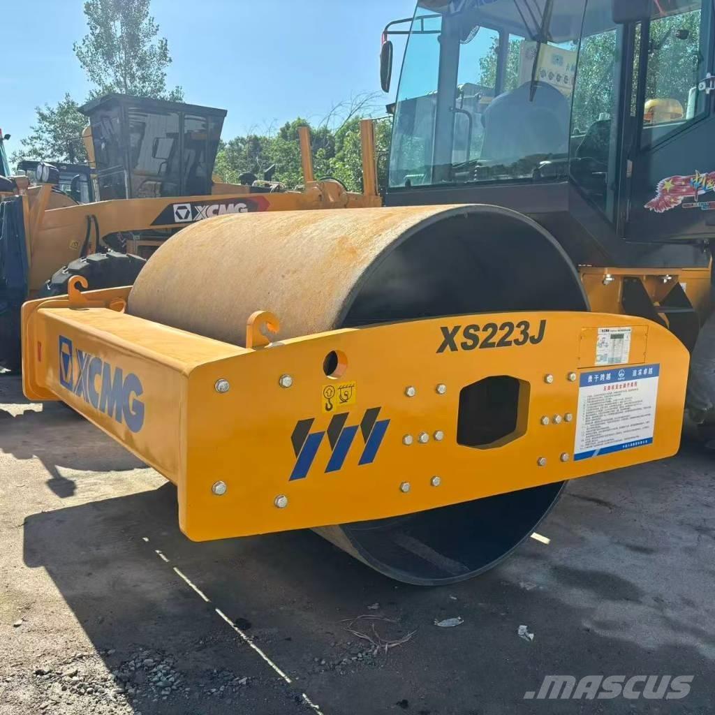 XCMG XS223J Rulli monotamburo