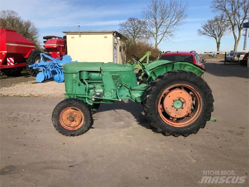 Deutz-Fahr D25 S Trattori