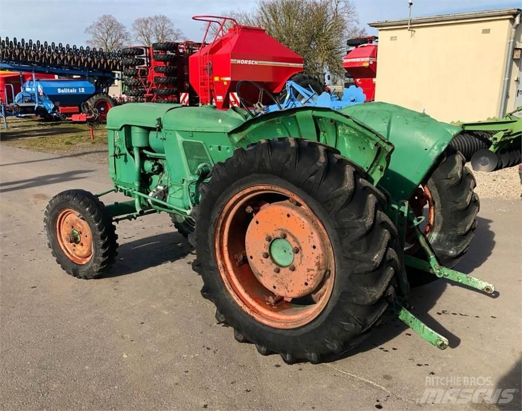 Deutz-Fahr D25 S Trattori