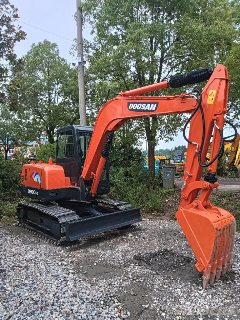 Doosan DH 55 Miniescavatori