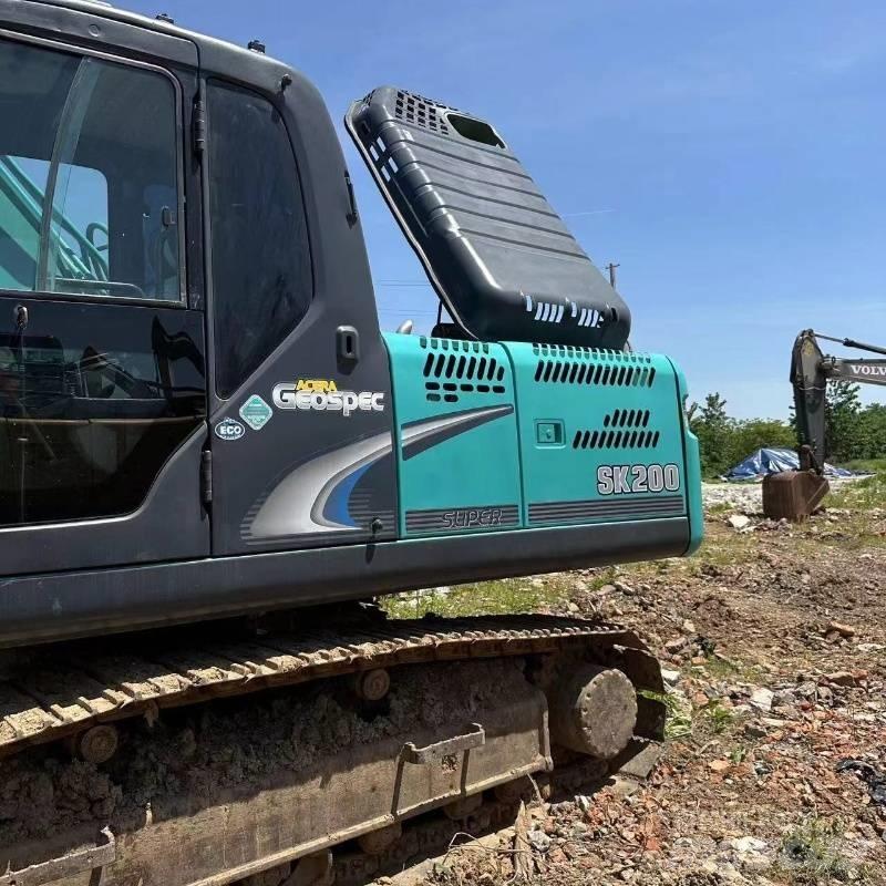 Kobelco SK 200 Escavatori cingolati