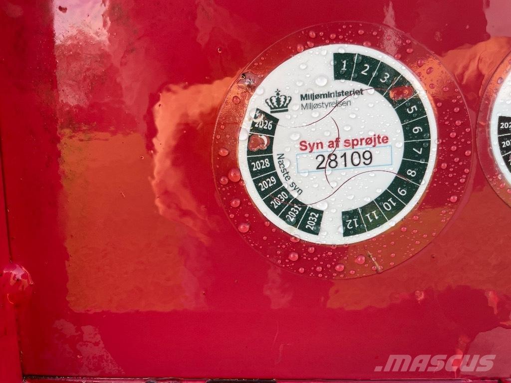 Hardi 12m LY 1000 Irroratori montati