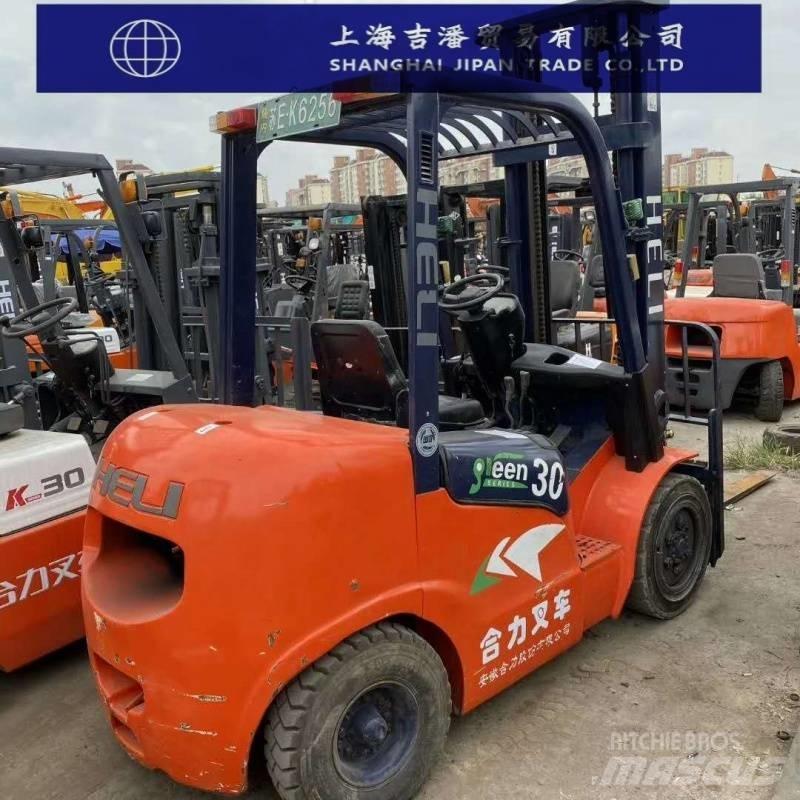 Heli 30 Carrelli elevatori diesel