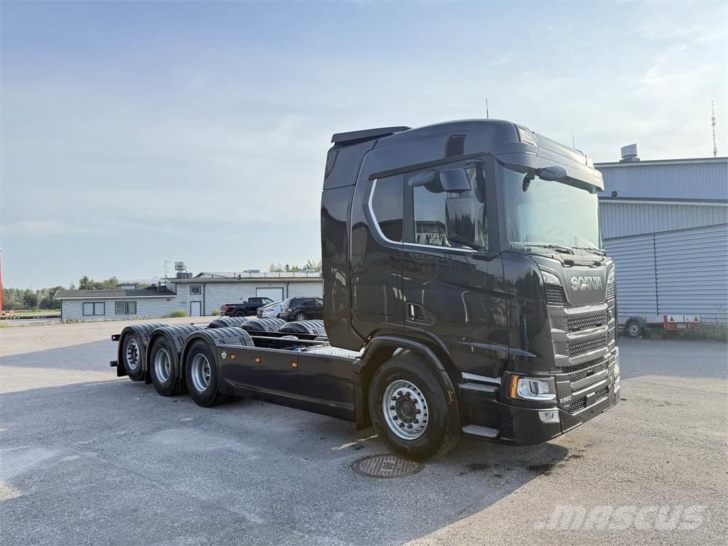 Scania R590 8x4 Camion con gancio di sollevamento