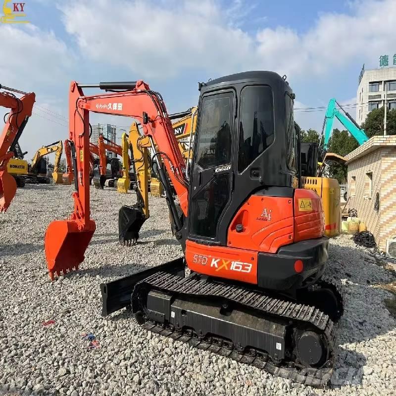 Kubota 163 Escavatori cingolati