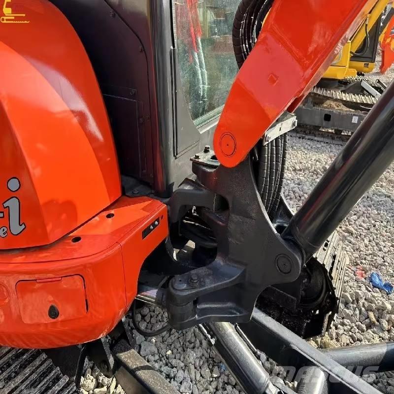 Kubota 163 Escavatori cingolati