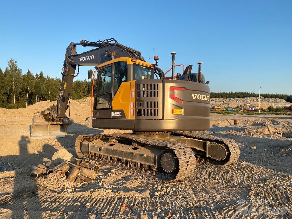Volvo EC 235 EL Escavatori cingolati