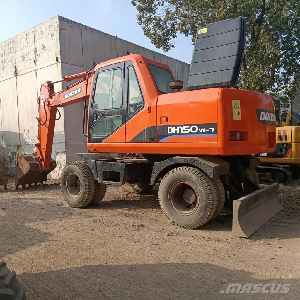Doosan DH150W-7 Escavatori gommati