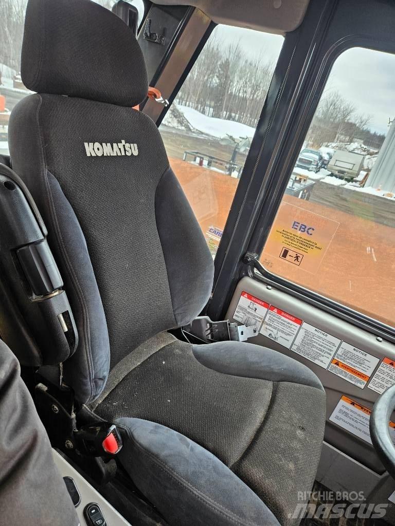Komatsu HD465-8 Mini dumper