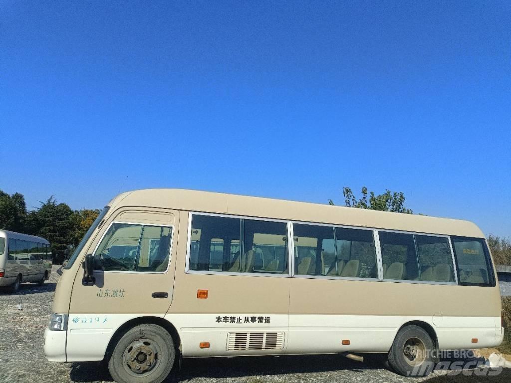 Toyota Coaster Autobus interurbani