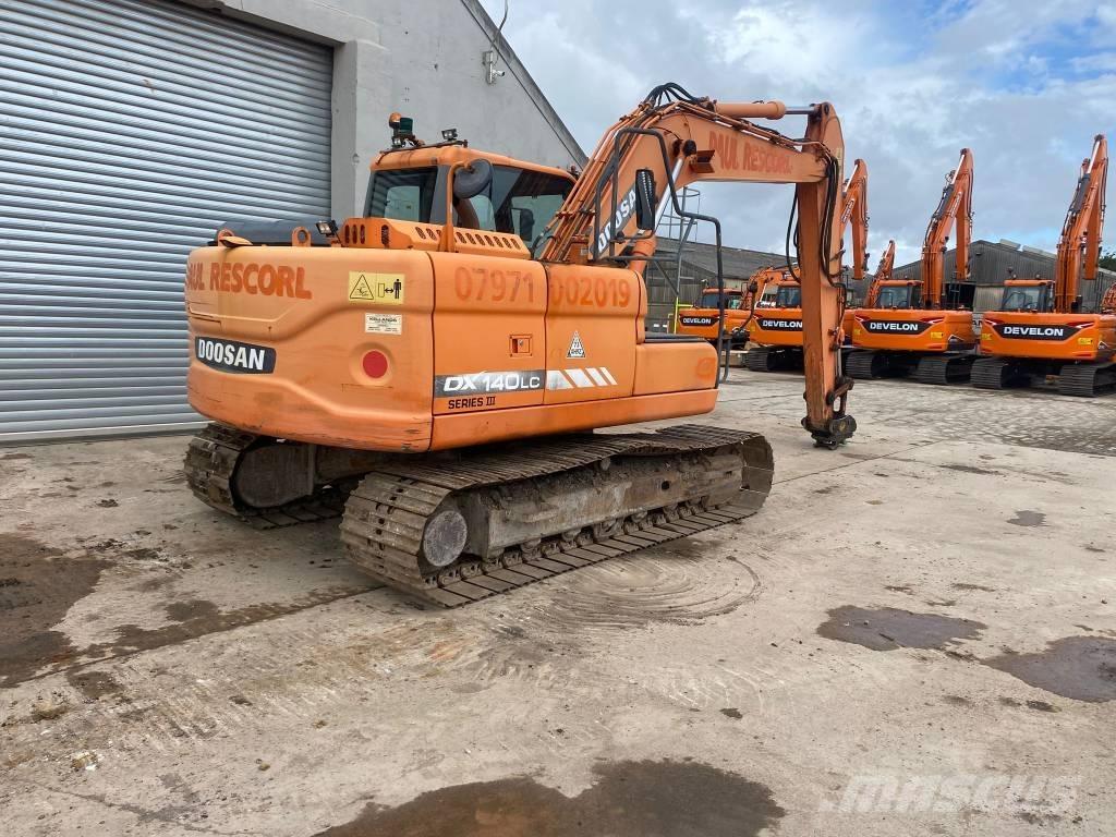 Doosan DX 140 LC-3 Escavatori cingolati