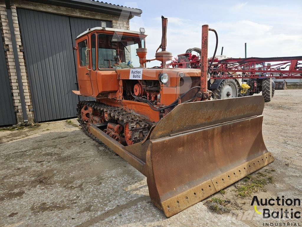  Onbekend DT-75 Dozer cingolati