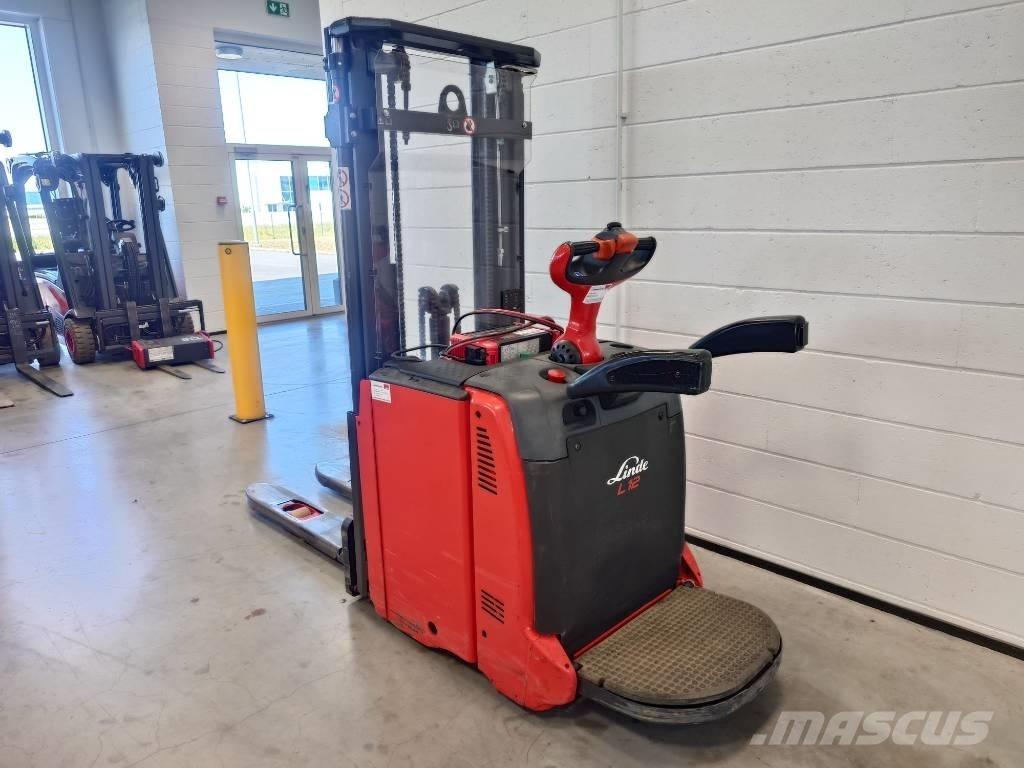 Linde L12AP/133 Carelli stoccatori  automatici-usati