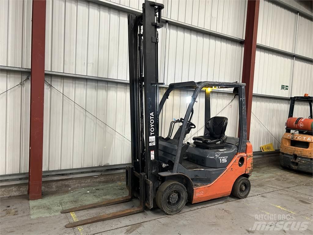 Toyota 02-8FDF15 Carrelli elevatori diesel