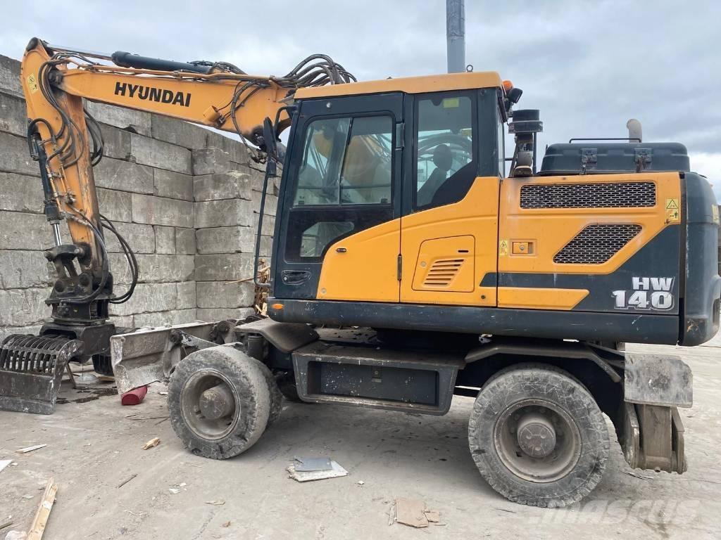 Hyundai HW 140 Escavatori gommati
