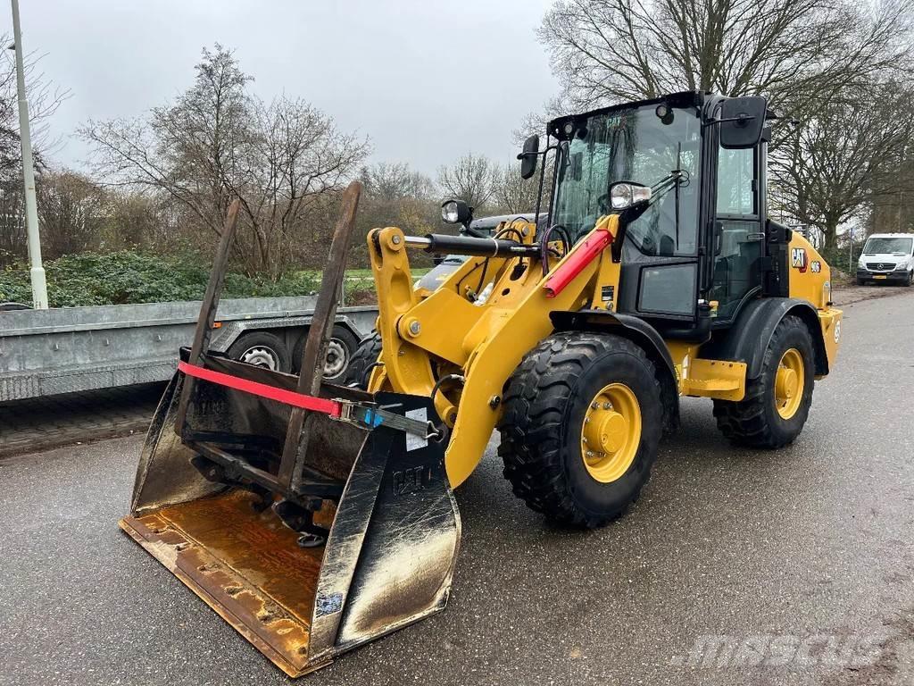 CAT 906 Next Gen Pale gommate