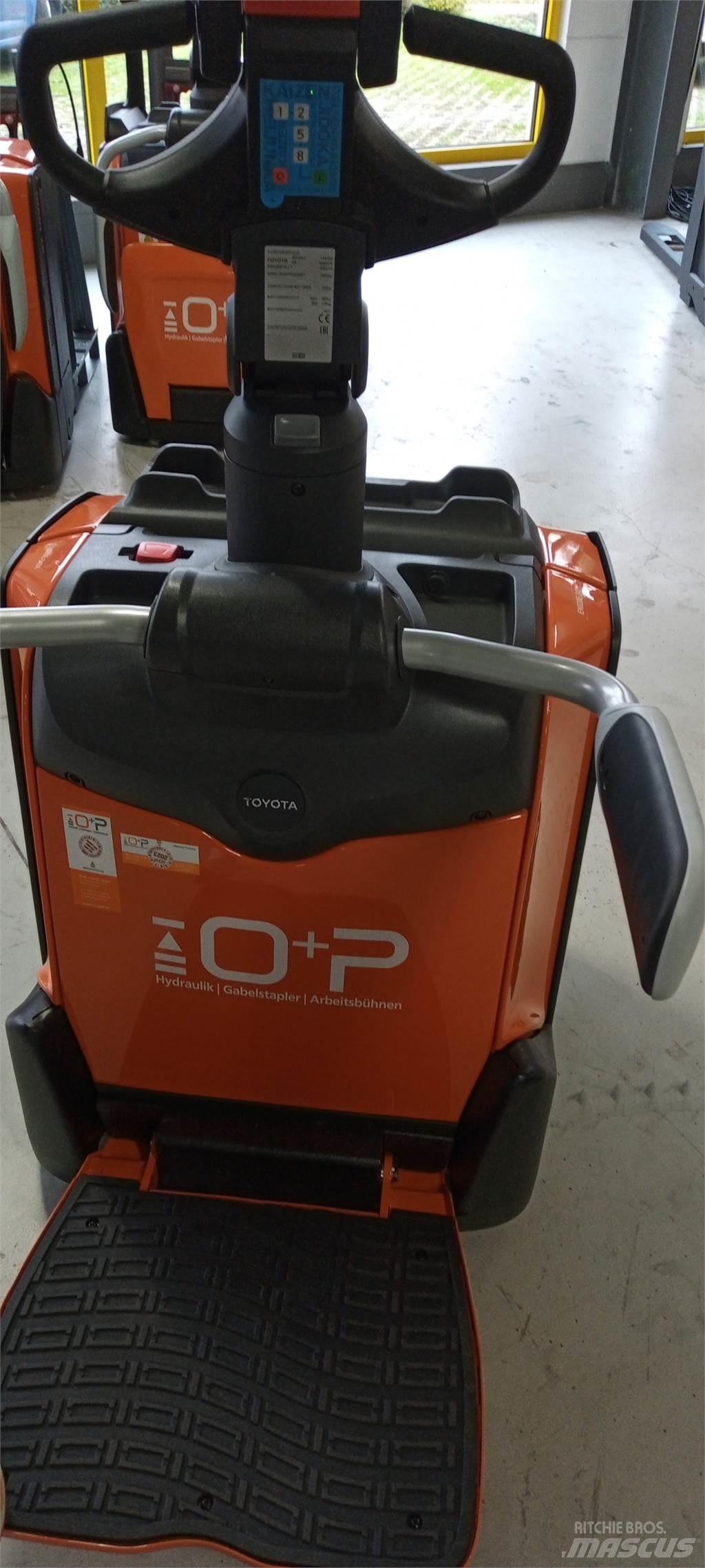 Toyota LPE200 Transpallet manuale