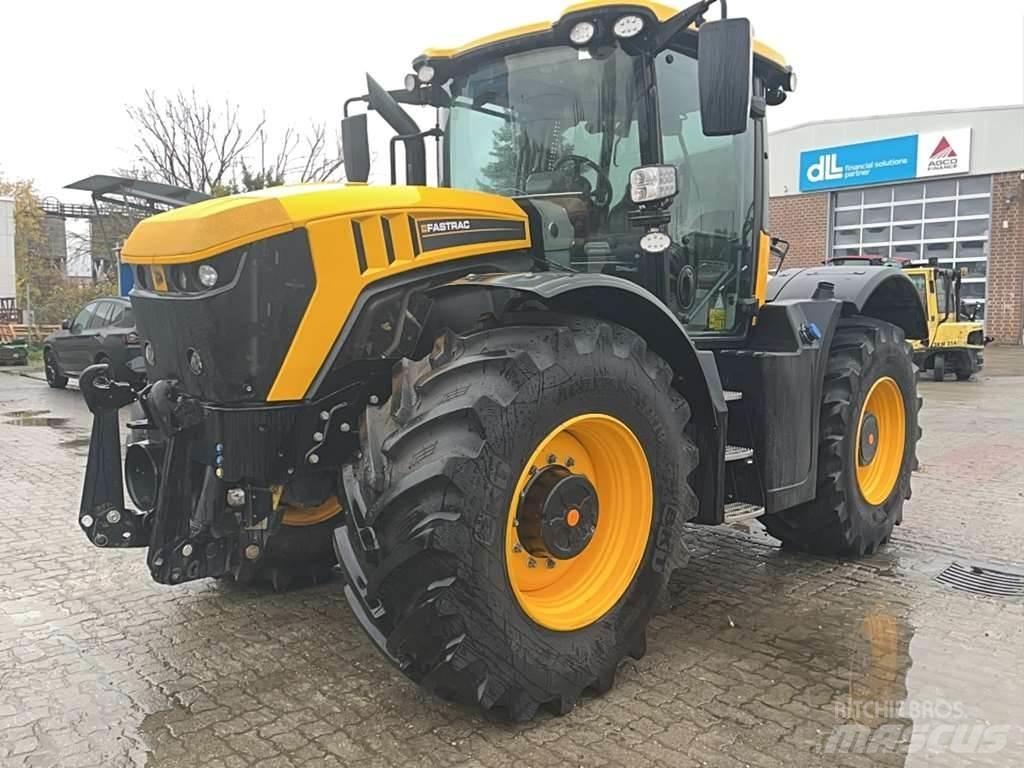 JCB Fastrac 4220 Trattori