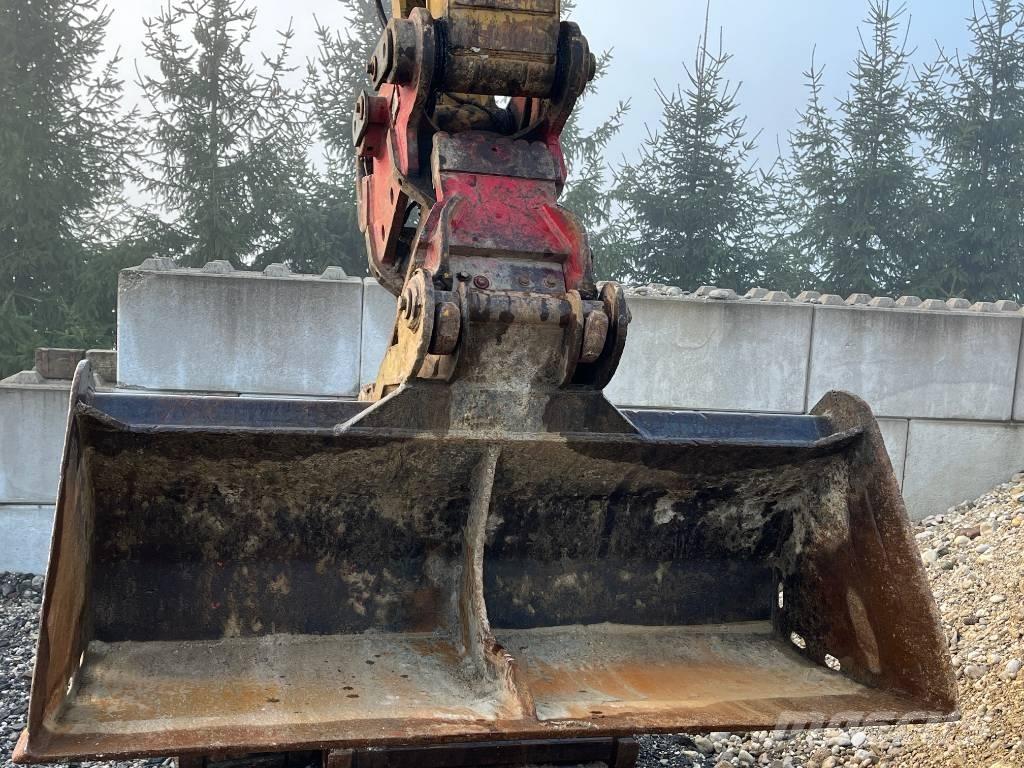CAT 323 D L Escavatori cingolati