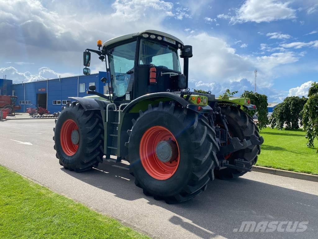 CLAAS Xerion 3800 Trattori