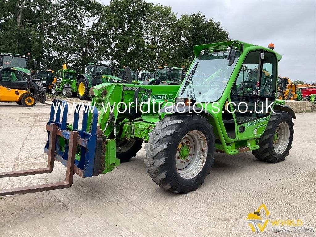 Merlo P 32.6 Plus Sollevatori telescopici per agricoltura