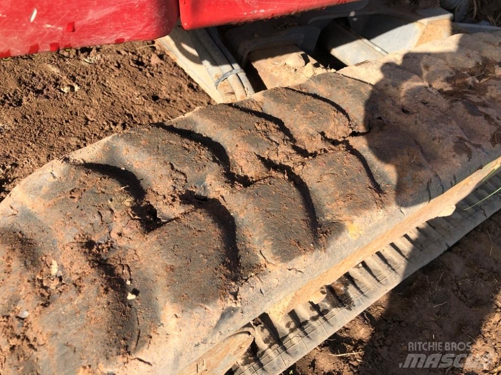 Takeuchi TB 225 Miniescavatori